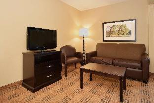 Suburban Studios Columbus East חדר תמונה